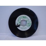 BOUNTY KILLA 　A)GAL DEM NATURE(Sly Dunbar O.D./Ivy Williams) / B)VERSION STEP UP　 Sly & The Taxi Gang