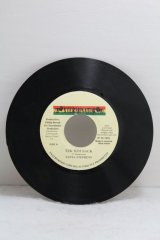 画像: TANYA STEPHENS　TEK HIM BACK